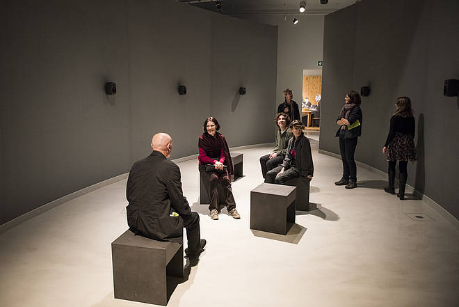 Werner Durand and visitors in his exhibition "Activated Sounds", photo: Sebastian Bolesch