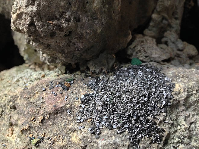 Gunpowder from a live American bullet – photographed while researching and gathering WWII objects along with Mr. Kuniyoshi for the “On Okinawa” exhibition, photo: Yuken Teruya